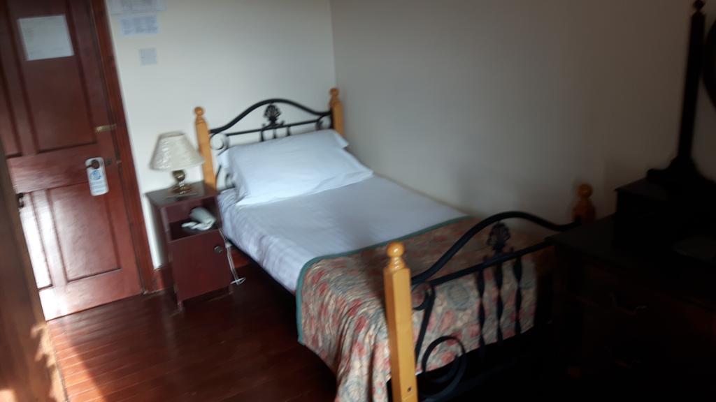 The Pilgrims Rest Hotel (Adults Only) Лисмор Екстериор снимка
